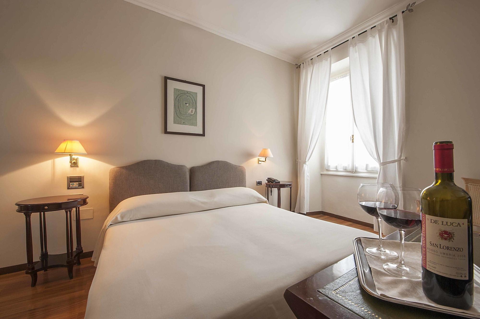 Hotel Poledrini Foligno Exterior photo