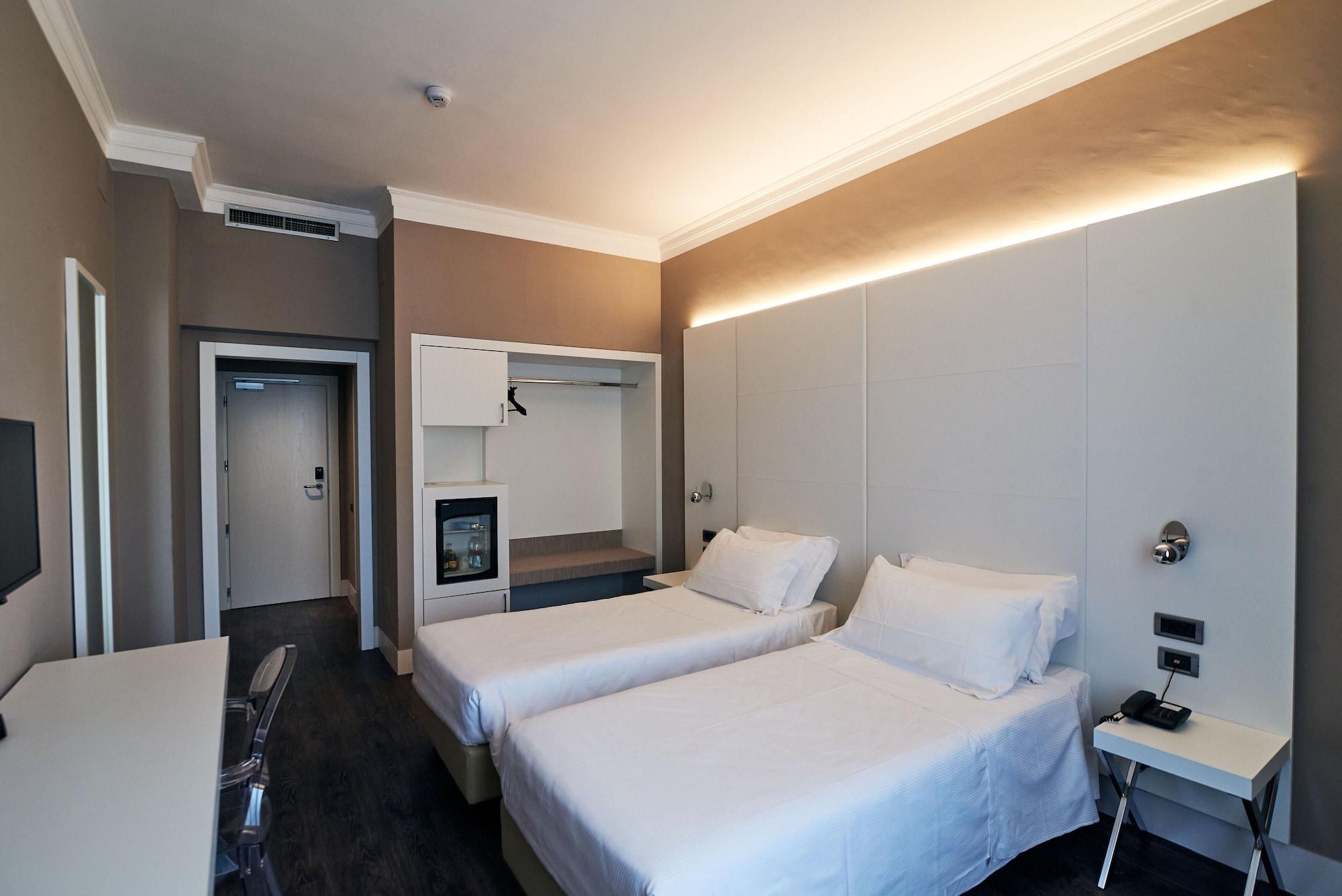 Hotel Poledrini Foligno Exterior photo
